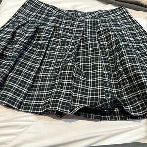 PLAID SKIRT